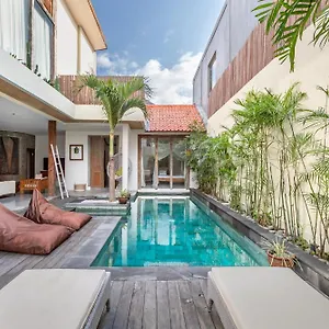 Ace - Modern 2br In With Spacious Bedrooms, Bathtub & Private Pool Seminyak (Bali)